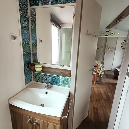 Kemping 3 - Vue Lac- 4 Etoiles Foix